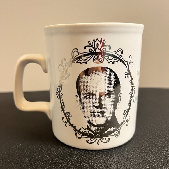 Kilncraft Queen Elizabeth Coffee Cup White And Silver Colour - Picture 3 of 6